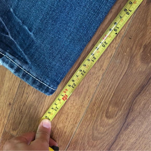 Miss Me Boyfriend Capris - Picture 4 of 5